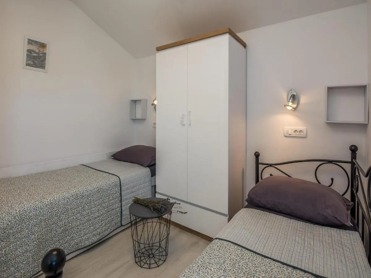 Apartments Sea Eyes Vir 0*,  Croatia